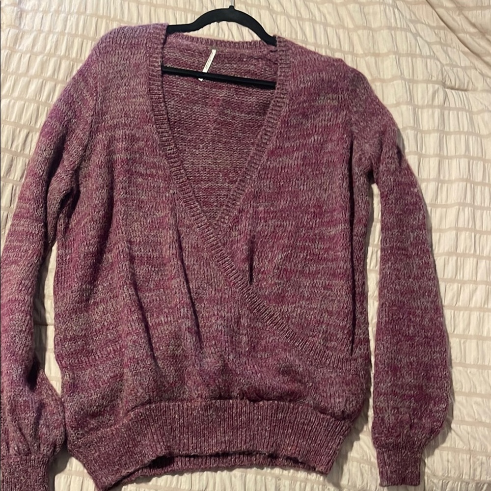 Purple V-Neck Sweater with Ribbed Cuffs